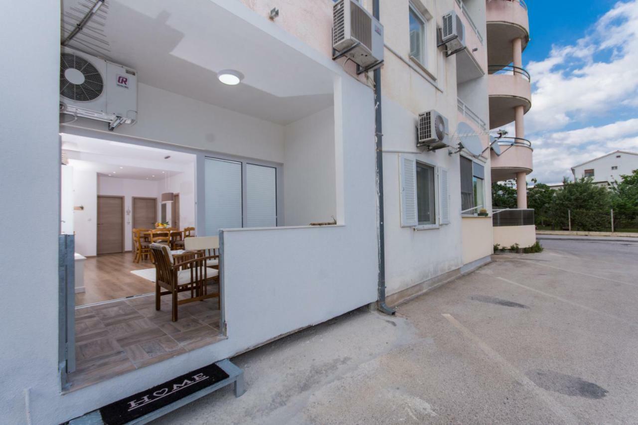 Lavanda Apartment Kastela Luaran gambar